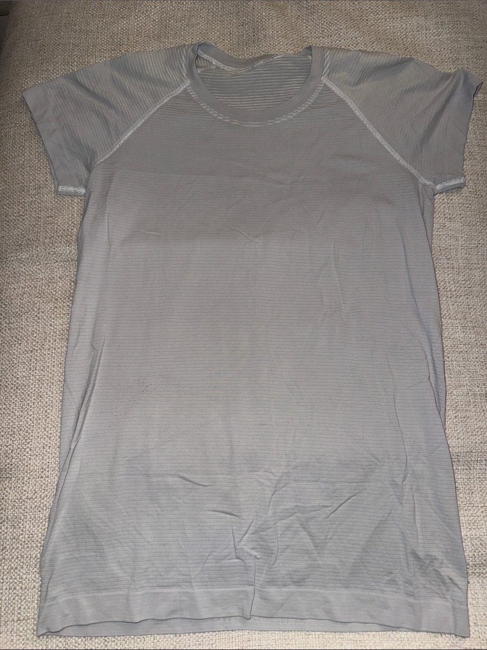 Lululemon women’s workout shirt
